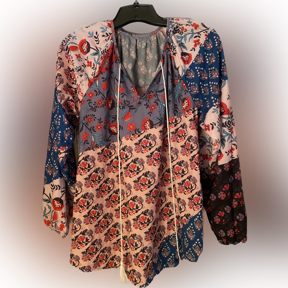 Beautiful boho peasant blouse, never worn, blouson sleeves, Medium